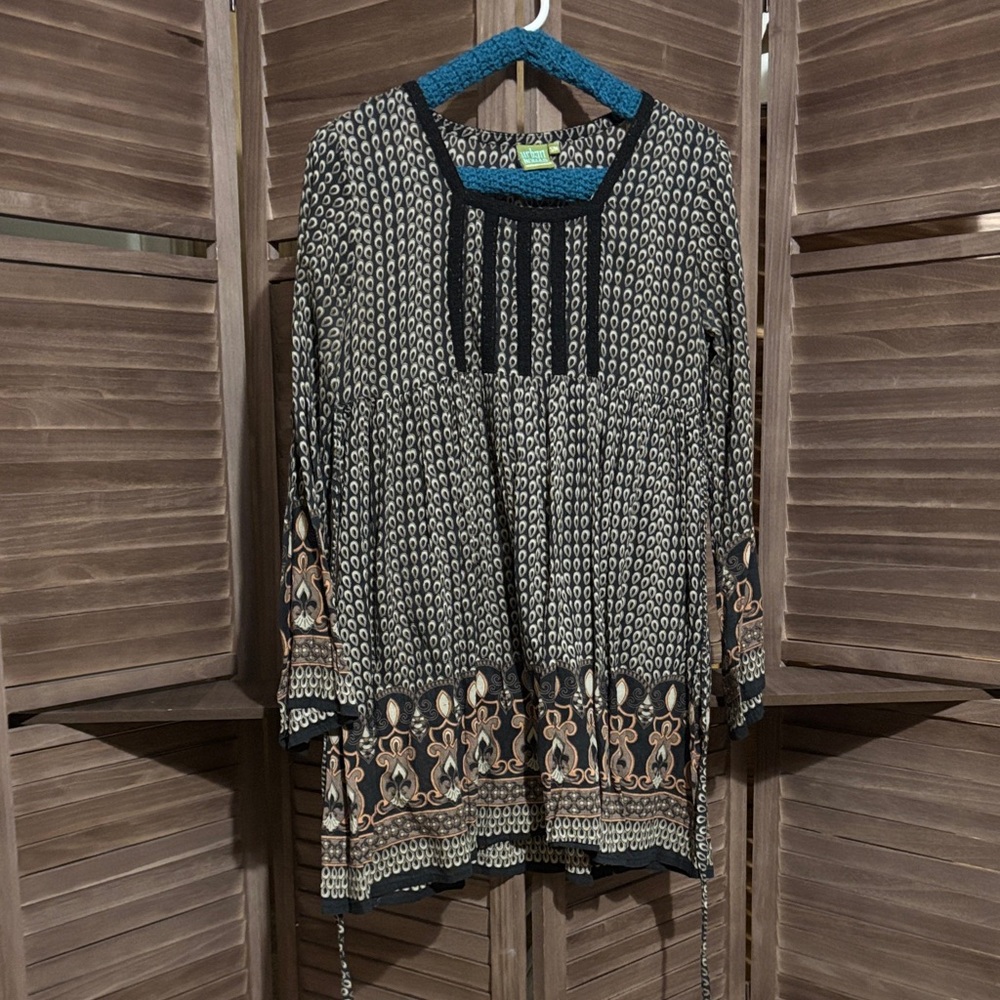 Earthy Black and Cream Tunic